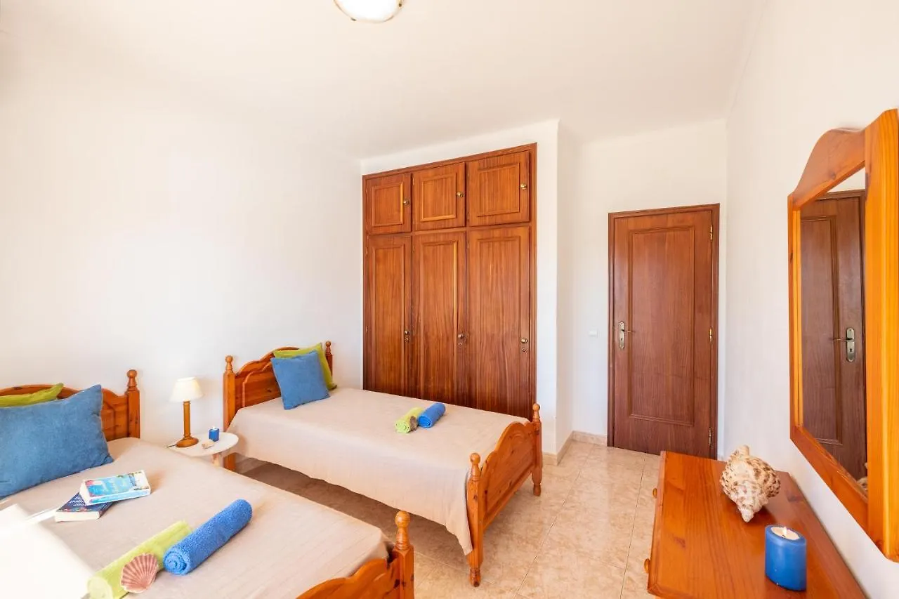 Villa Sunrise By Algarve Vacation Carvoeiro  Carvoeiro (Lagoa)